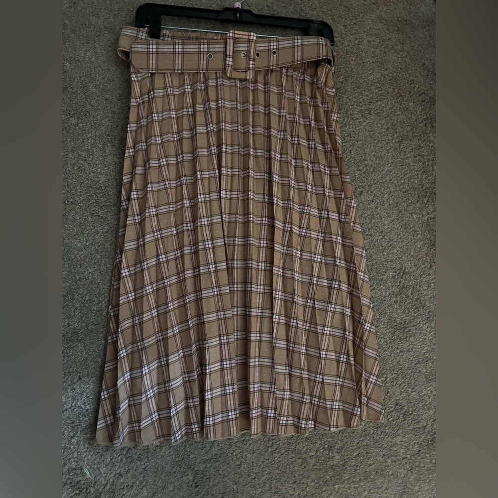 Metro Wear Tan Plaid A-Line Skirt